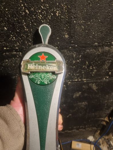 Beer cooler, beer gas, regulator and tap