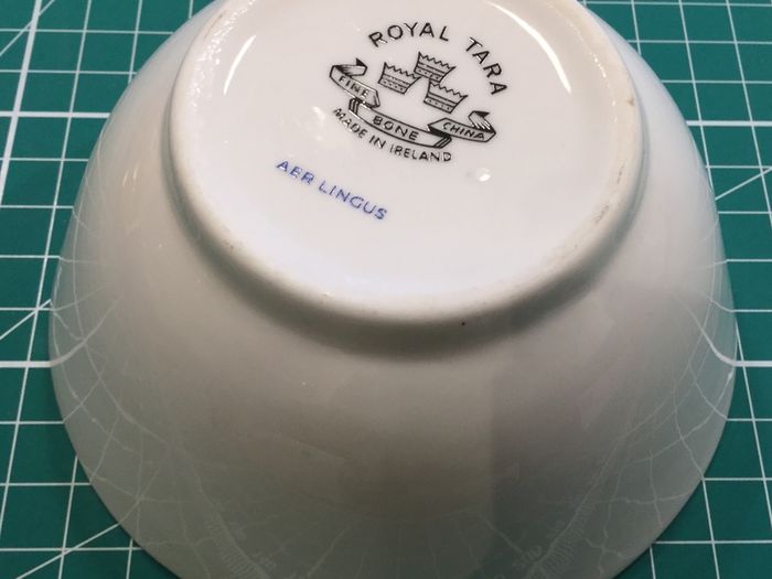 Royal Tara Tara Brooch Fine Bone China Aer Lingus Sugar Bowl