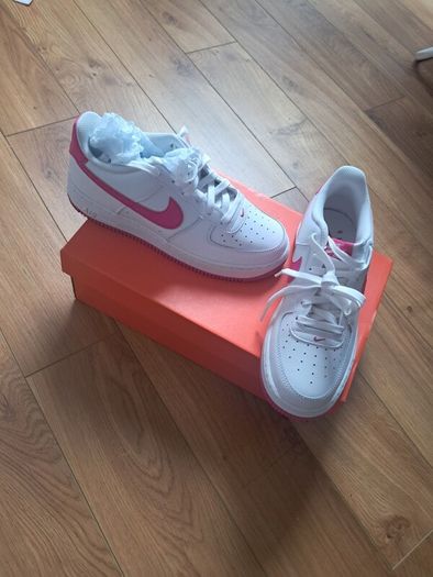 Brand new Nike trainers size uk 5.5