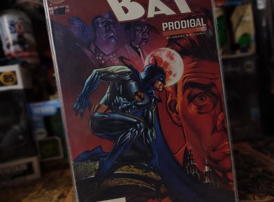Batman: Shadow of the Bat ! Issue #32 ! Two-Face Adopts Harvey Kent Identity ! 1994 ! by DC Comics !