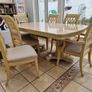 6 seater dining table Image 4