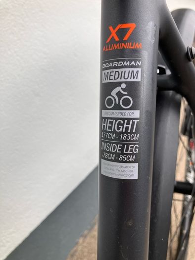 Boardman ADV 8.6 Gravel bike