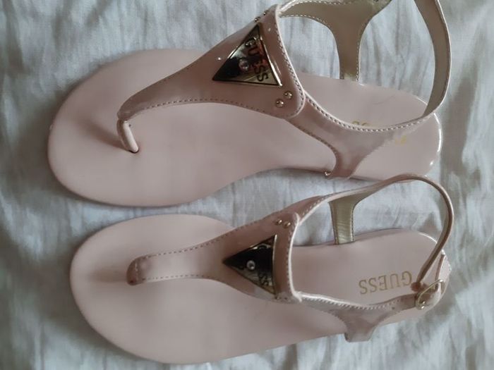 sandles