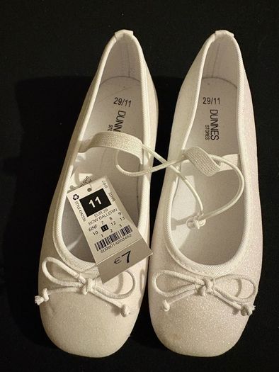 girls white sparkle shoes