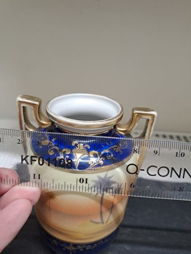 1920 Noritake vase