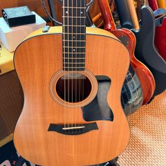 Taylor 110e Acoustic Guitar with original softcase