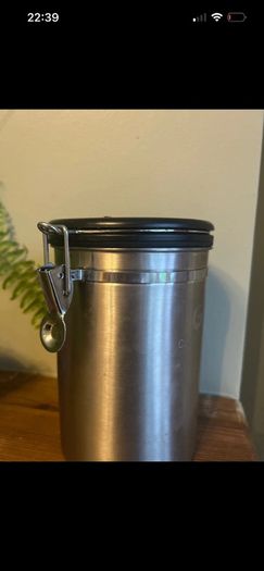Coffee Gator bean holder