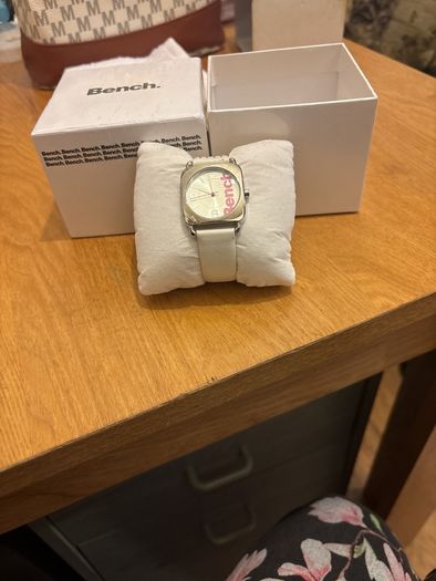 Lady's Bench watch