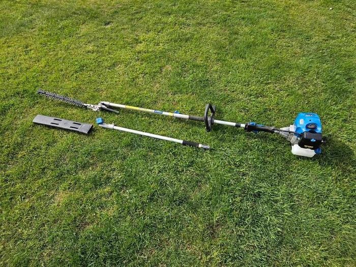 Hedge trimmer petrol
