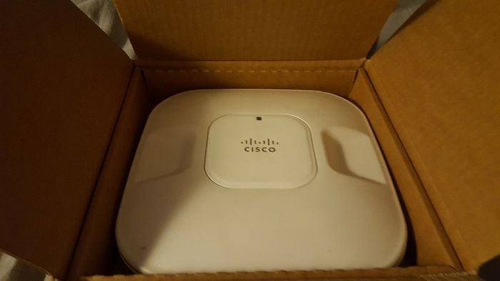Cisco Aironet 1041N Standalone Wireless-N Access Point (300Mbps) AIR-AP1041N-E-K9