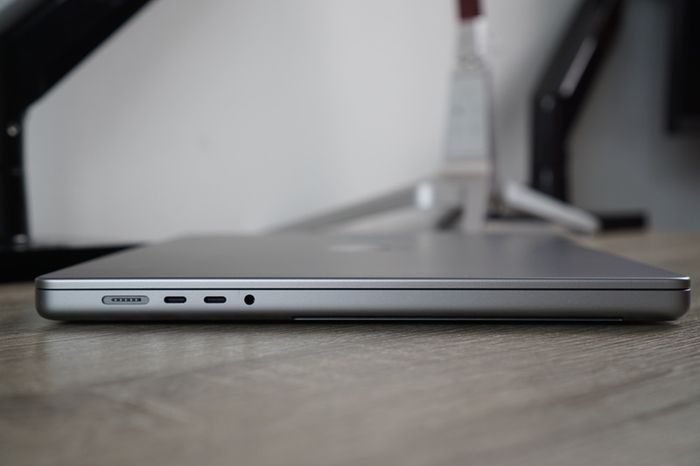 MacBook Pro 16" 2021 M1 Pro | 16GB | 512GB