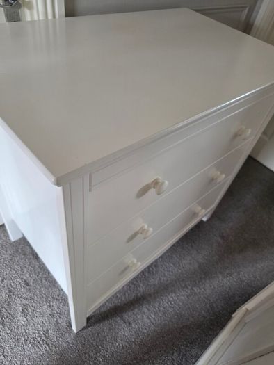chest of drawers with changing table detachable top