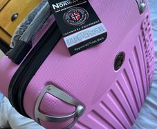 Geographical Norway Cabin Suitcase 20 inch - Brand New with Tags - Pink - Hand Luggage
