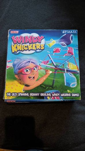 windy knickers board game