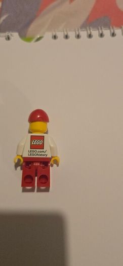 Lego Idea House Exclusive Minifigure