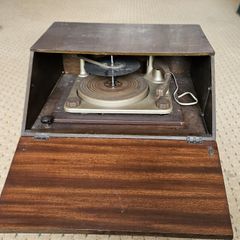Vintage Record Player US c. 1950s