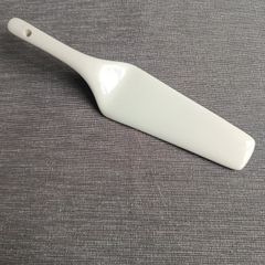 Cake server