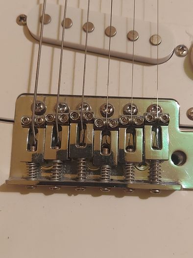 Rocktile Electric Guitar and AMP, in new condition