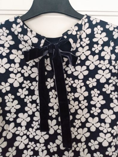 Women's Savida top