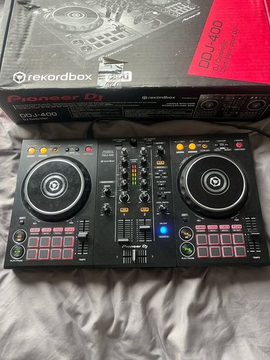 Pioneer DJ Deck