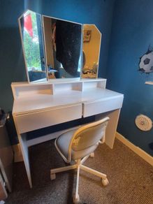 vanity unit