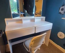 vanity unit