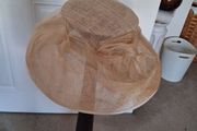 Ladies occasion hat