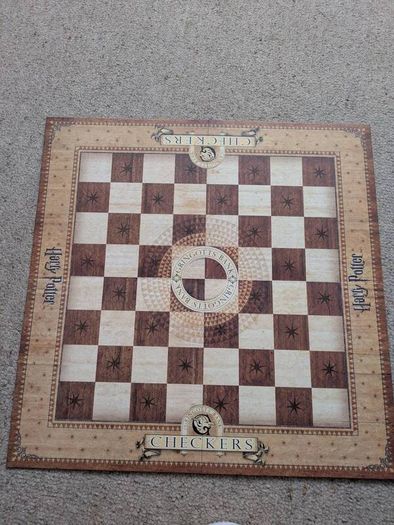 Harry Potter Checkers / Draughts set