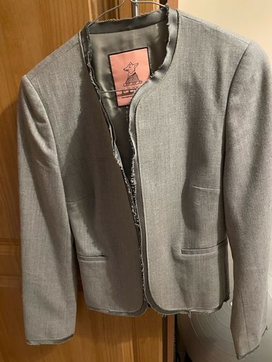 Pink wool blazer in grey size 6