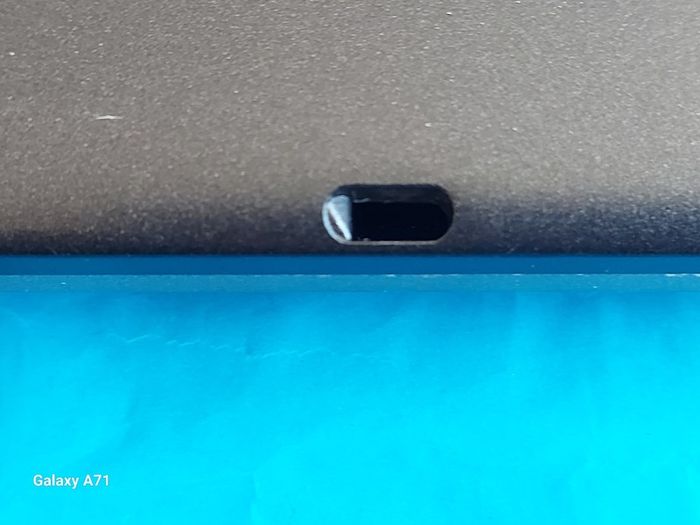 DELL LATITUDE D410, (Vintage), .5GB Ram, 40GB HDD, Original Windows XP, Excellent Battery and in super cosmetic condition,