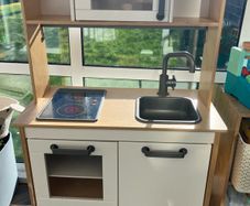 Play kitchen