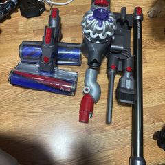 Dyson V8 Cordless Vacuum Cleaner - Grey