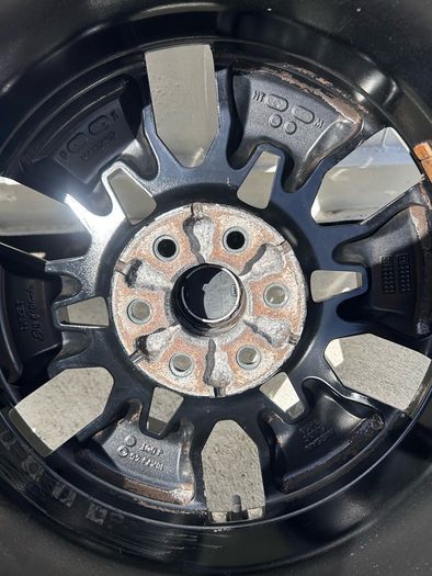 Genuine Nissan Navara 18" Alloys Wheels