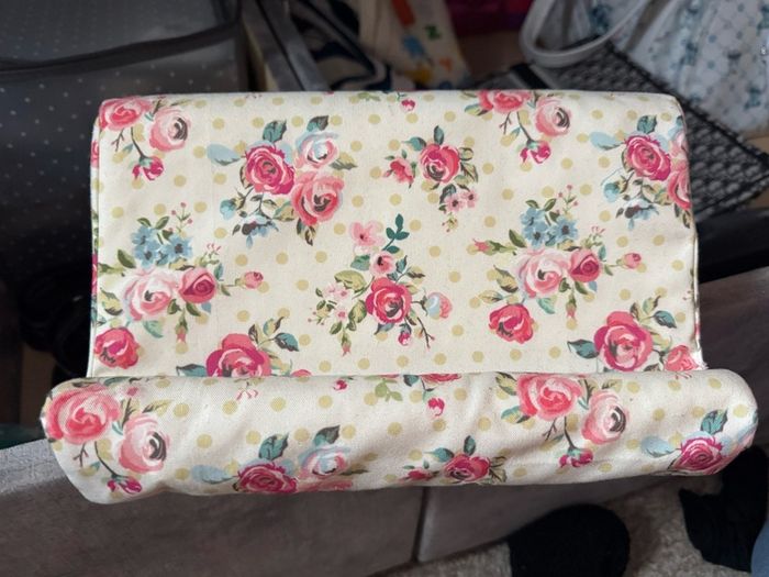 ipad/tablet holder