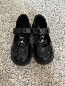 M&S school shoes (uk 9/eu 27)
