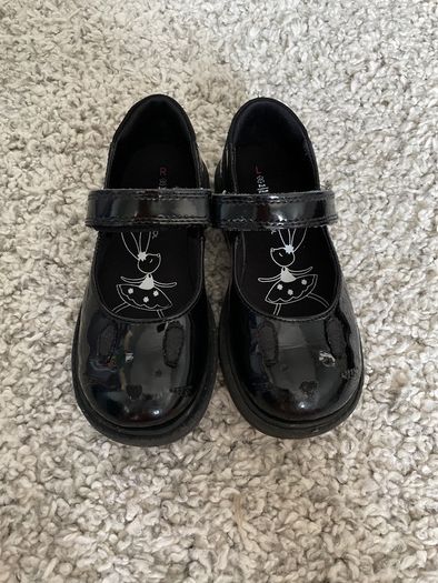 M&S school shoes (uk 9/eu 27)