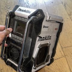 Makita jobsite radio / speaker