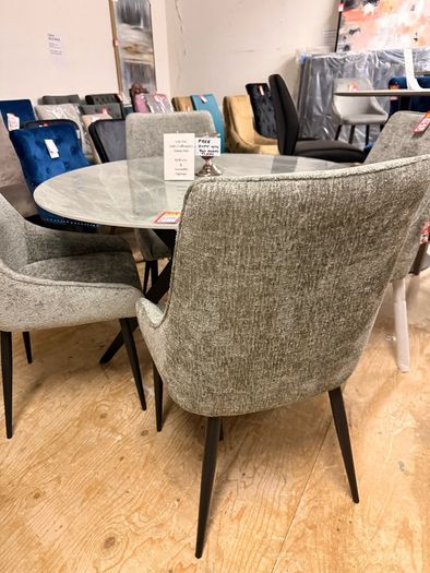 Gorgeous chairs for cafe or bedrooms from 40 ea
