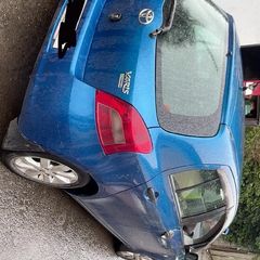 08 Toyota Yaris for parts