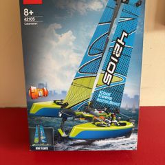 lego technic catamaran 42105 NEW