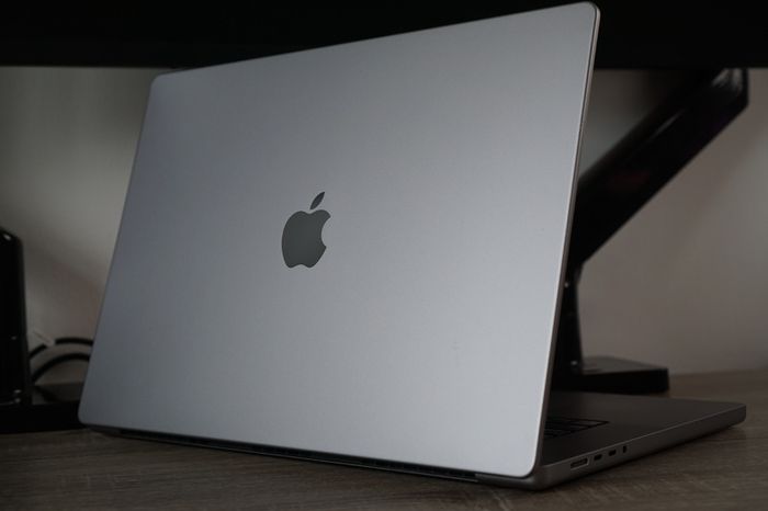 MacBook Pro 16" 32GB | 2021 | M1 Pro | 512GB