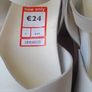 White Ladies Sandals Image 4