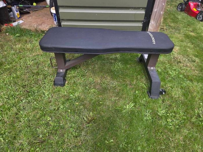 Flat bench