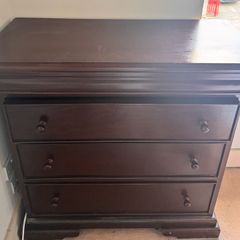 Mahogany Chest of Drawers