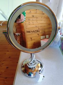 Revlon Magnifying Makeup Mirror, Wired (used).