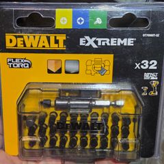 DEWALT Extreme 6.35mm Hex Shank Mixed Impact Torsion Screwdriver Bit Set 32 Pcs