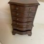 Antiques mahogony 6 drawer small chest Image 2