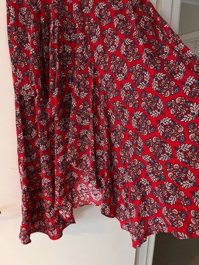 Midi skirt