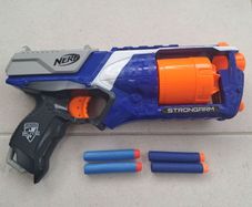 Nerf N-Strike Elite Strongarm Blaster with 4 Darts