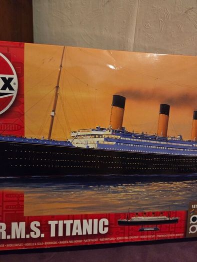 Brand New Airfix RMS Titanic